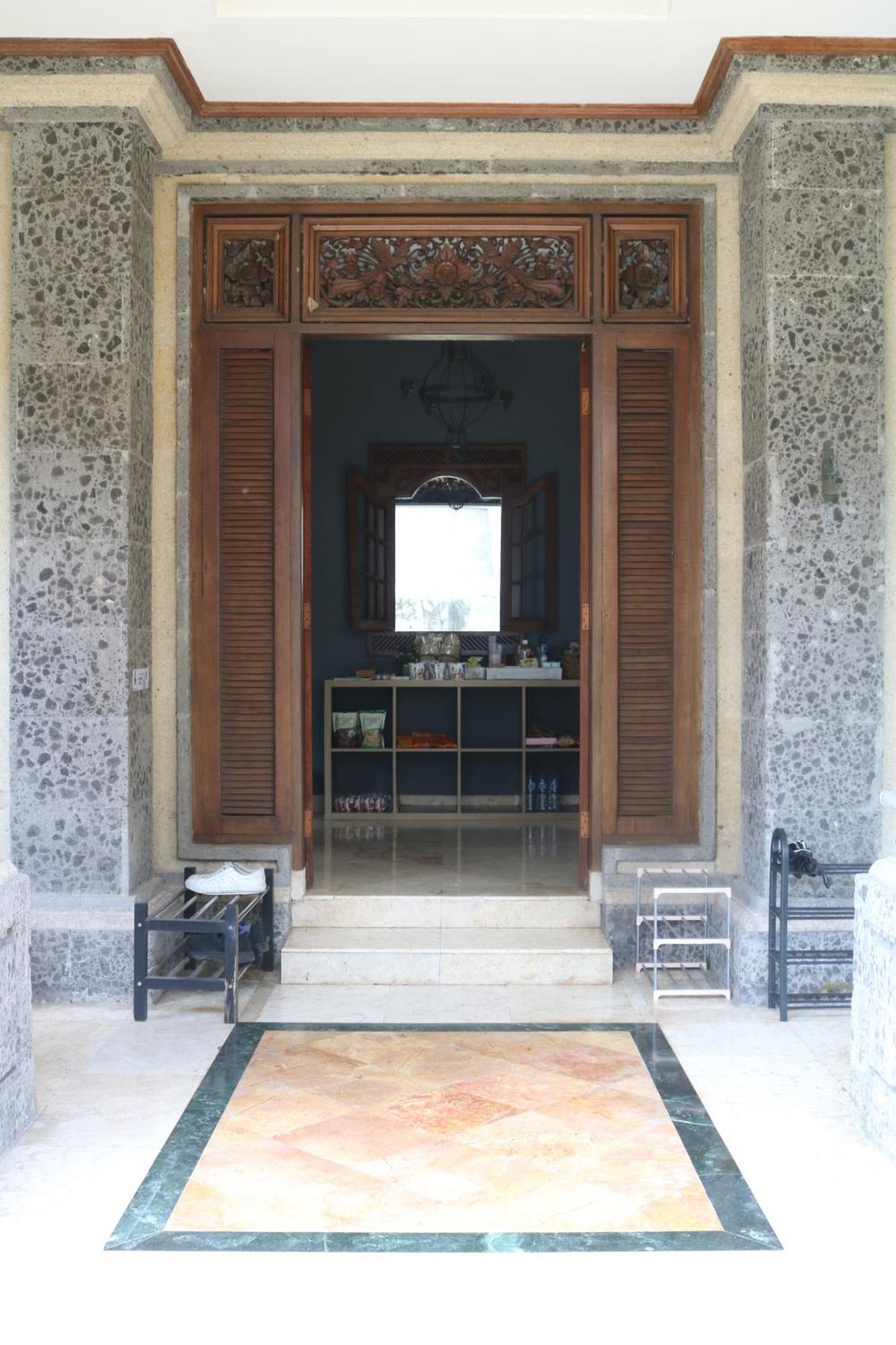 Asrama Aiwan & Luggage Storage *